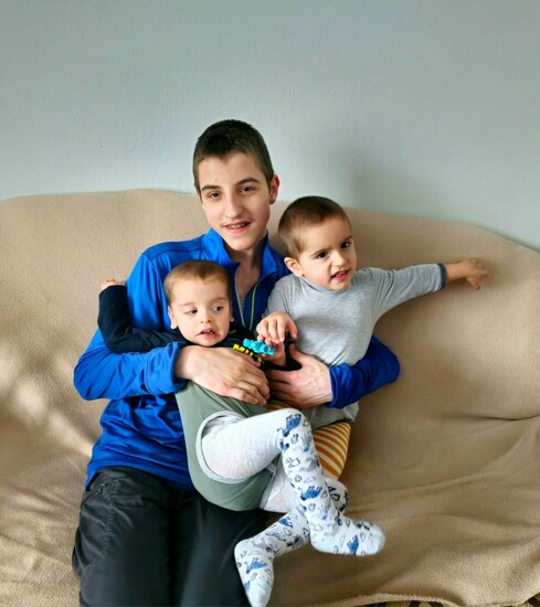 Foto k příběhu Jarmila Chlubnová: Na rehabilitační pomůcky pro naše dva malé syny