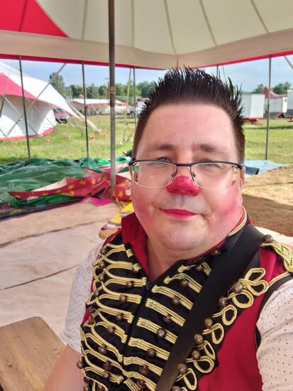 Fotografie Pavel Kilián: Na společné příjmení pro mého syna a na skříně místo krabic