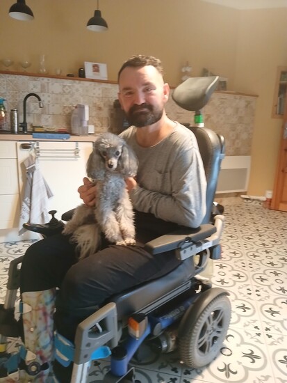 Fotografie Kamil Otčenášek: Na elektrický invalidní vozík, který mi po mrtvici zlepší život